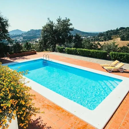 Fatima-ourem - Quinta Da Luz - Breakfast Included Ourém