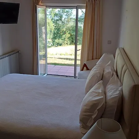 Fátima-ourém - Quinta Da Luz - Breakfast Included Villa