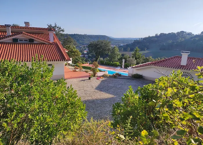 Villa Fátima-ourém - Quinta Da Luz - Breakfast Included Ourém