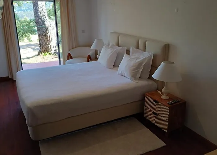 Fátima-ourém - Quinta Da Luz - Breakfast Included